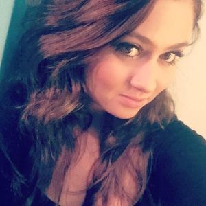 Meet your Posher, Gina